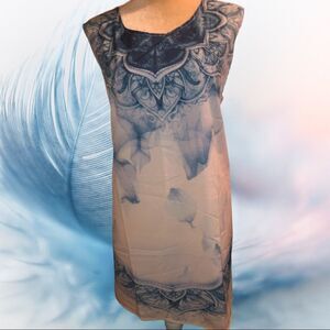 Macro light brand white top  blue watercolor Nwt